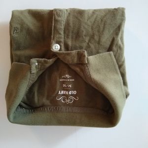 Old navy T shirt for girls size M